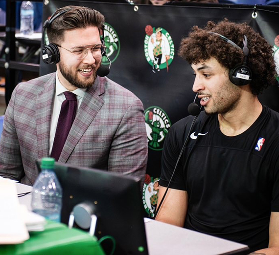 ゴンザガの学生たちはケネルで絶えず驚かせる